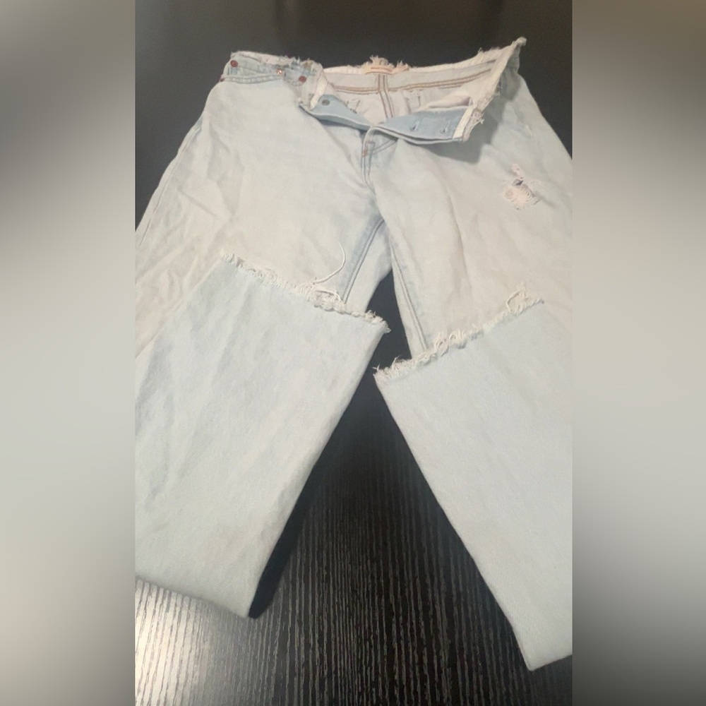 Levi's Light Blue Cropped Jeans